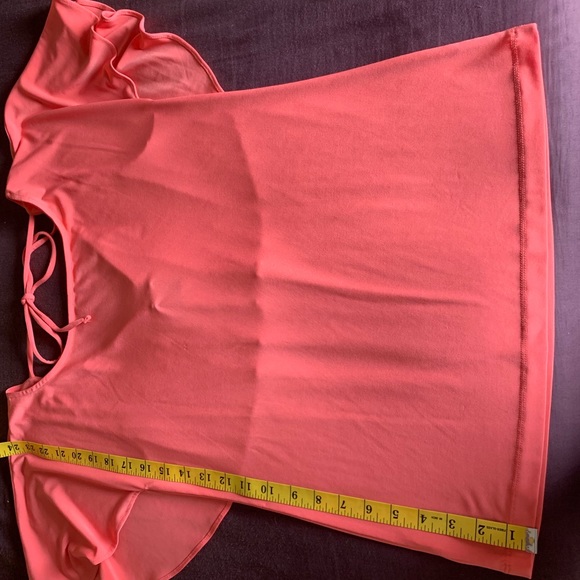 Coral Ann Taylor Factory top. - Picture 3 of 6